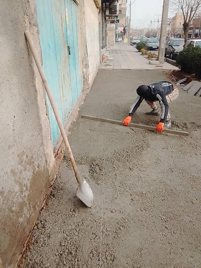 پیاده رو سازی معابر