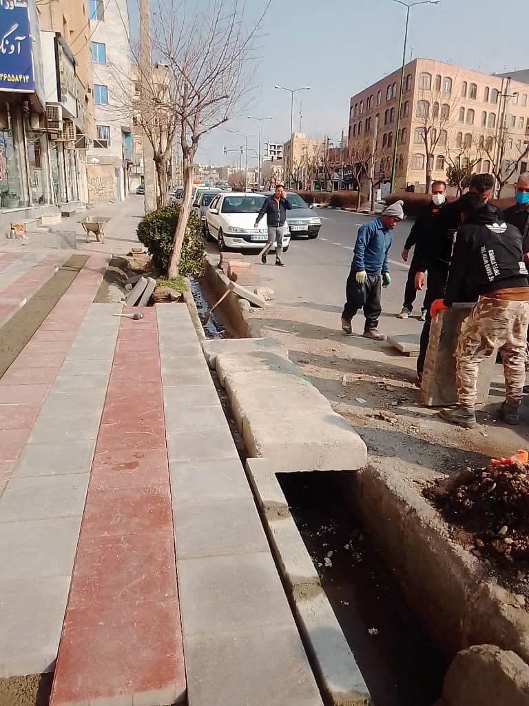 پیاده رو سازی معابر