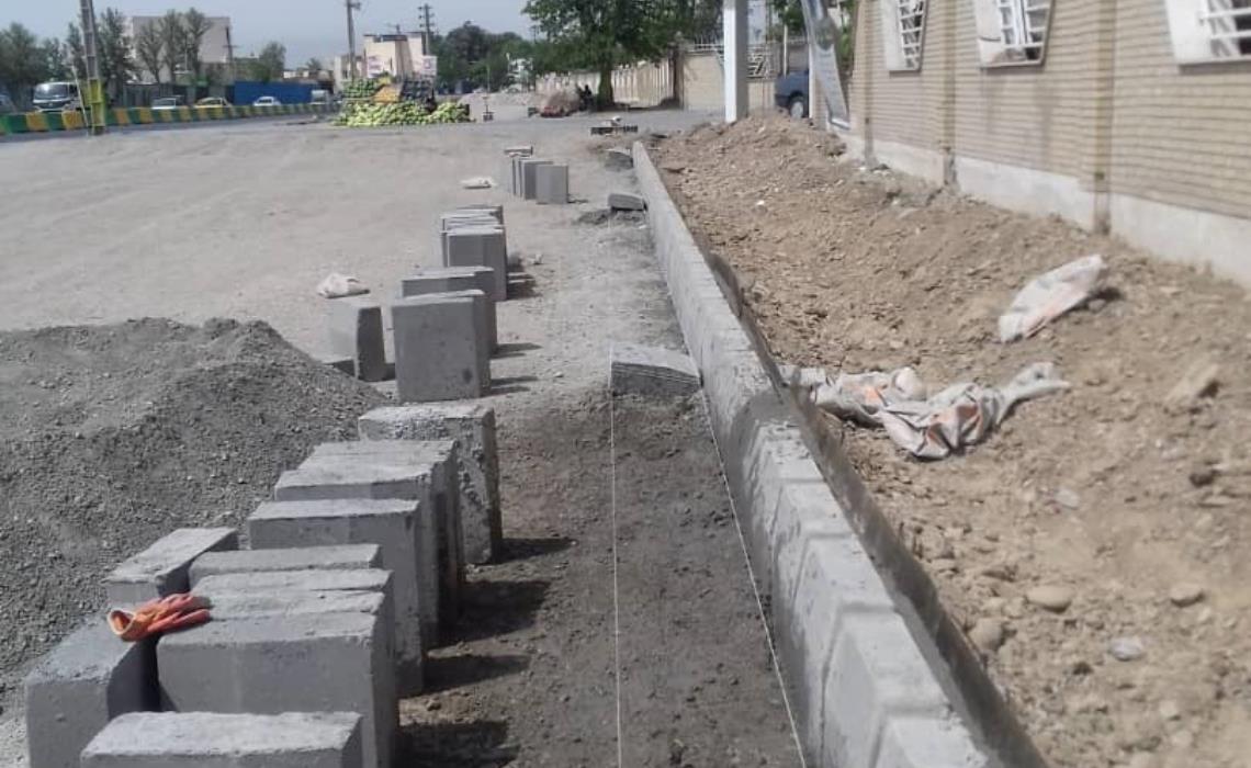 پیاده رو سازی معابر